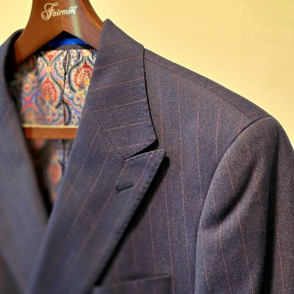 Suit Jacket - Picture 4 of 10